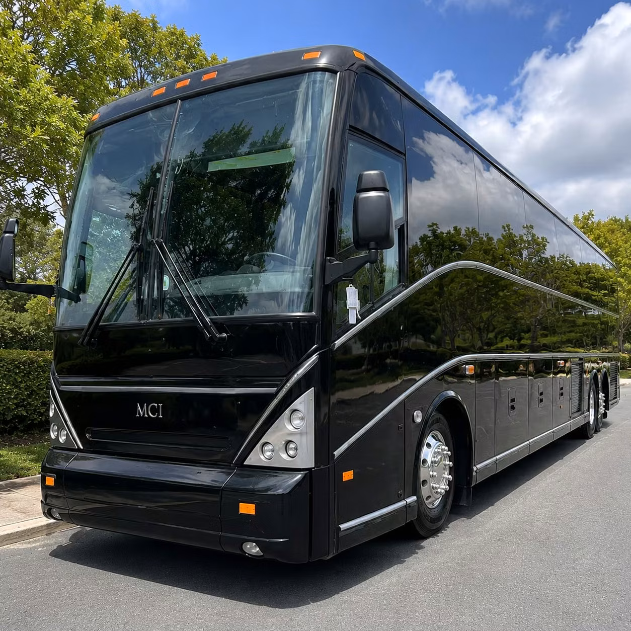 hialeah groups love concert buses to fpl solar amphitheater and bayfront park
